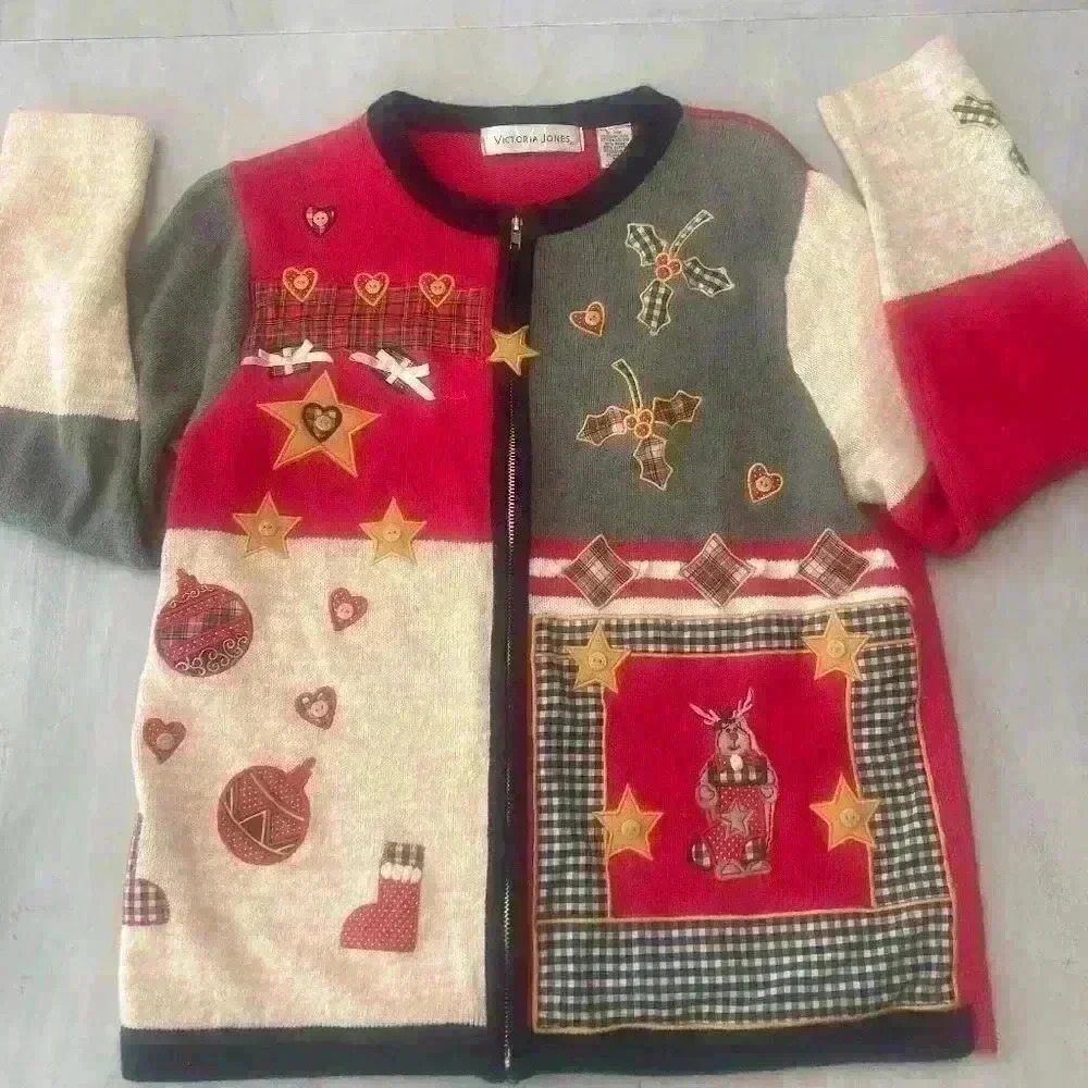 Vintage  Christmas Embroidered Sweater Patchwork  Medium Ugly Christmas Sweat